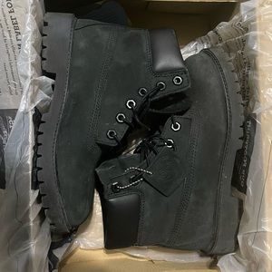 Black Timberlands